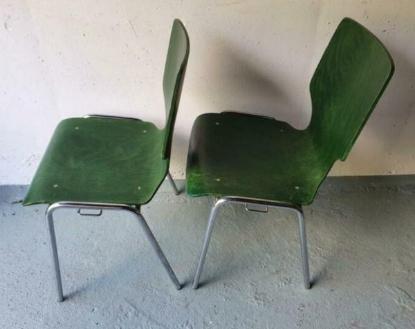 Vintage Retro Pagholz Stoelen Schoolstoel Stapelstoelen 18 Stuks Totaal - RELIVING