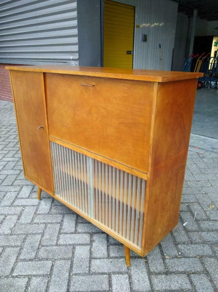 Vintage Mid Century Highboard Dressoir Wandmeubel - RELIVING