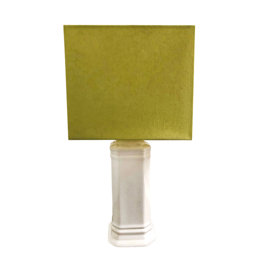 Witte lamp met groene kap - RELIVING