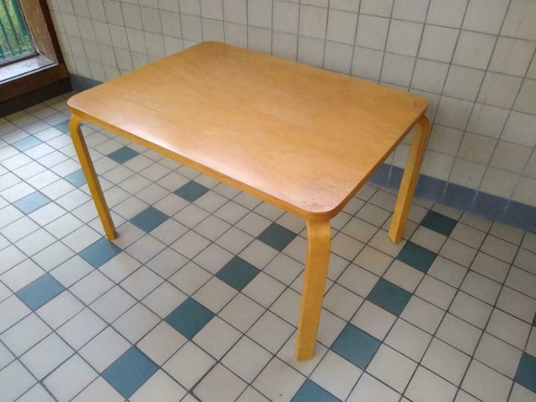 Vintage Mid Century Beukenhout Klein Tafel , Bijzettafel - RELIVING