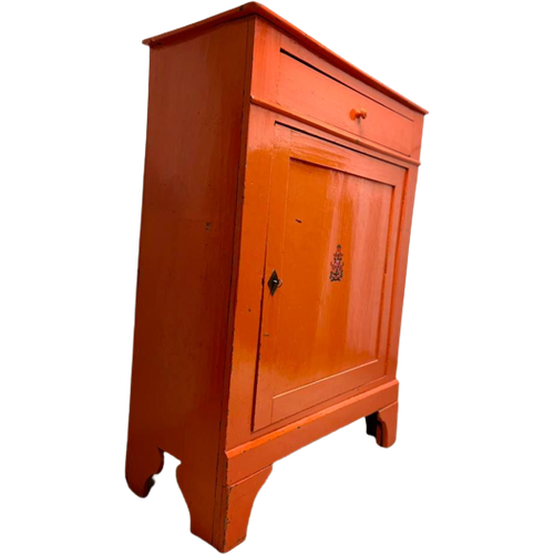 Brocante Oranje Kast / Commode