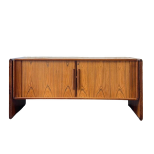 Dyrlund Deens Floating Dressoir Credenza