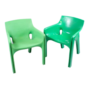 Gaudi Stoelen Vico Magistretti Voor Artemide